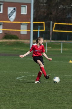 Bild 65 - C-Juniorinnen Kieler MTV -  MTSV POlympia Neumuenster : Ergebnis: 1:0